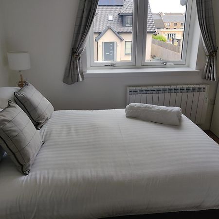 The Station Hotel Alness Exteriör bild