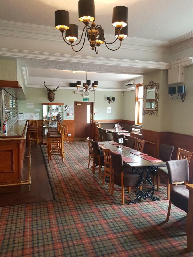 The Station Hotel Alness Exteriör bild